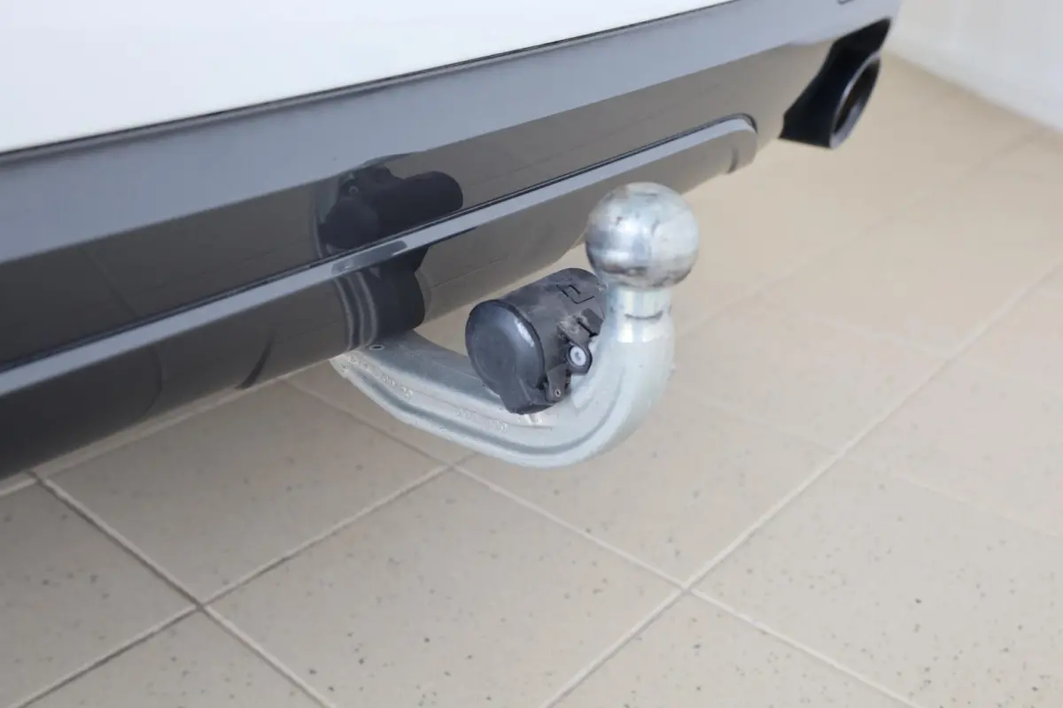 xDrive20i High Executive |M Sport | Panorama dak | trekhaak elektrisch | Stoelverwarming | HiFi-luidsprekerssysteem