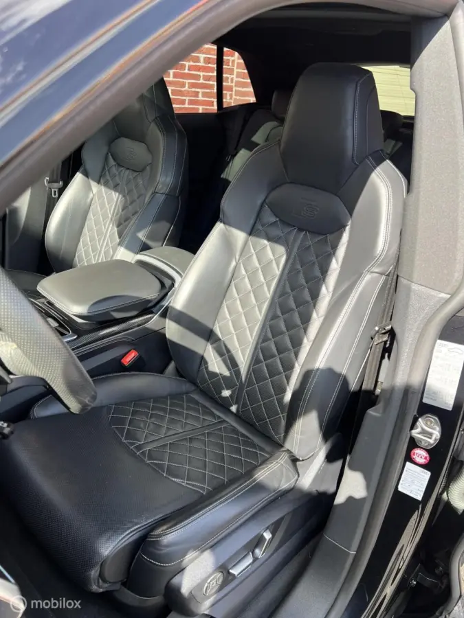 SQ8 V8 4.0 TDI SQ8 525 PK quattro Full Options !