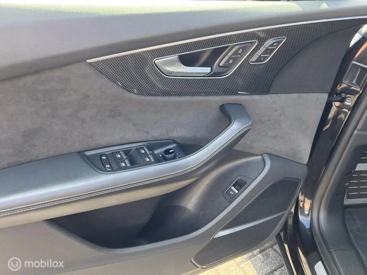 SQ8 V8 4.0 TDI SQ8 525 PK quattro Full Options !