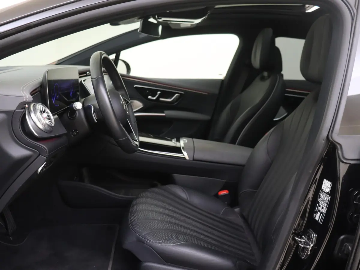 450+ AMG Line 108 kWh / Panaromadak / Luchtvering / 360graden-camera / Rij-Assistentiepakket / Memory-Stoelen /