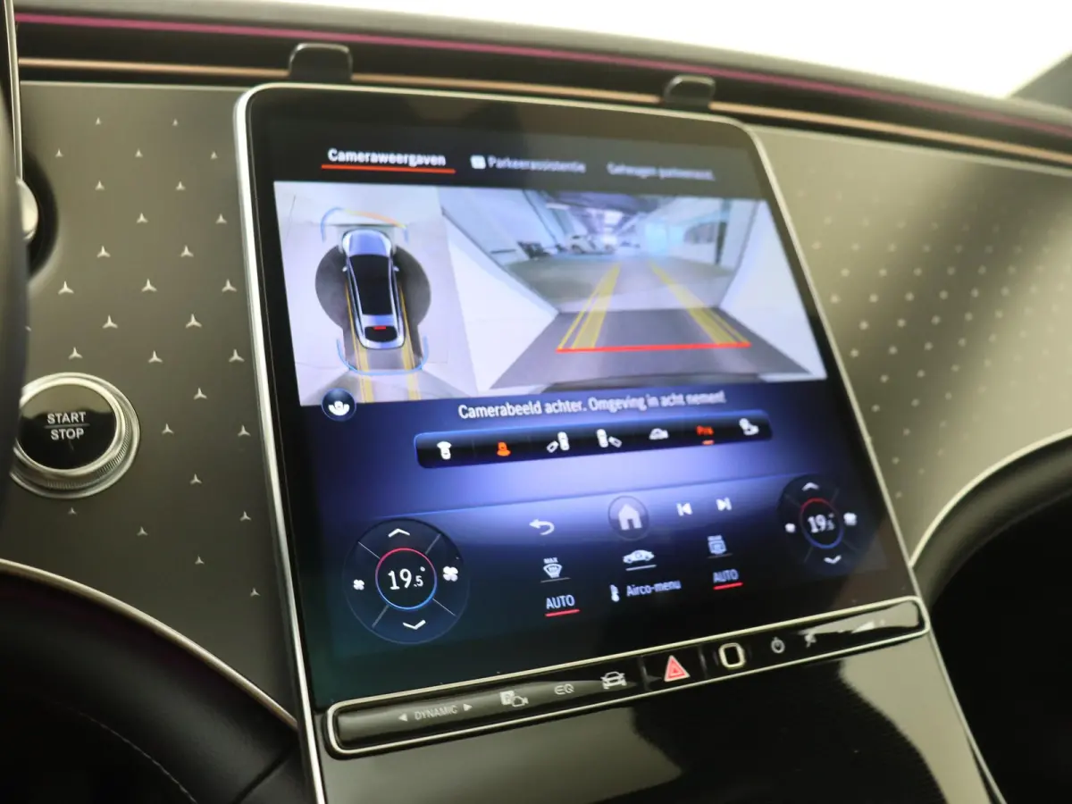 450+ AMG Line 108 kWh / Panaromadak / Luchtvering / 360graden-camera / Rij-Assistentiepakket / Memory-Stoelen /