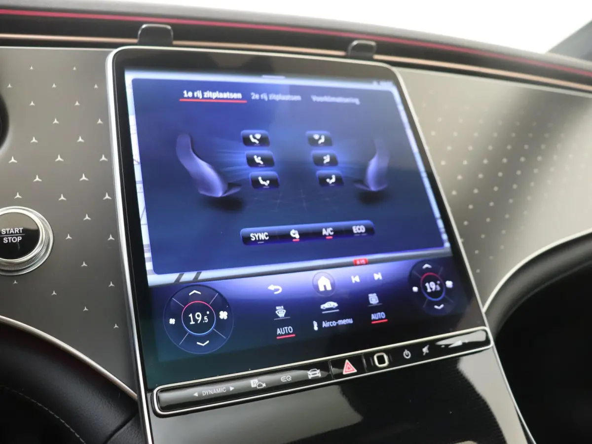 450+ AMG Line 108 kWh / Panaromadak / Luchtvering / 360graden-camera / Rij-Assistentiepakket / Memory-Stoelen /