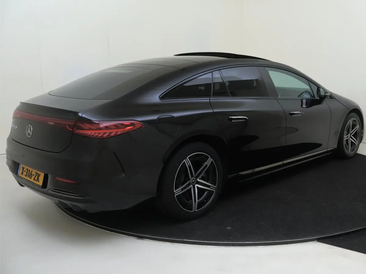 450+ AMG Line 108 kWh / Panaromadak / Luchtvering / 360graden-camera / Rij-Assistentiepakket / Memory-Stoelen /