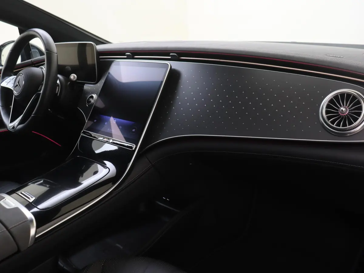 450+ AMG Line 108 kWh / Panaromadak / Luchtvering / 360graden-camera / Rij-Assistentiepakket / Memory-Stoelen /