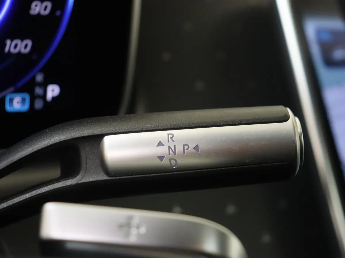 450+ AMG Line 108 kWh / Panaromadak / Luchtvering / 360graden-camera / Rij-Assistentiepakket / Memory-Stoelen /