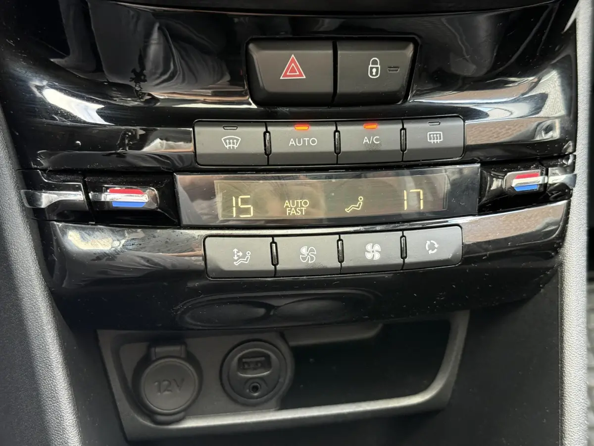 1.2 PureTech Allure 2e Eigenaar|Navi|Pano|Carplay|Clima|Cruise|PDC|Dealer Onderhouden|APK tot 02-2027