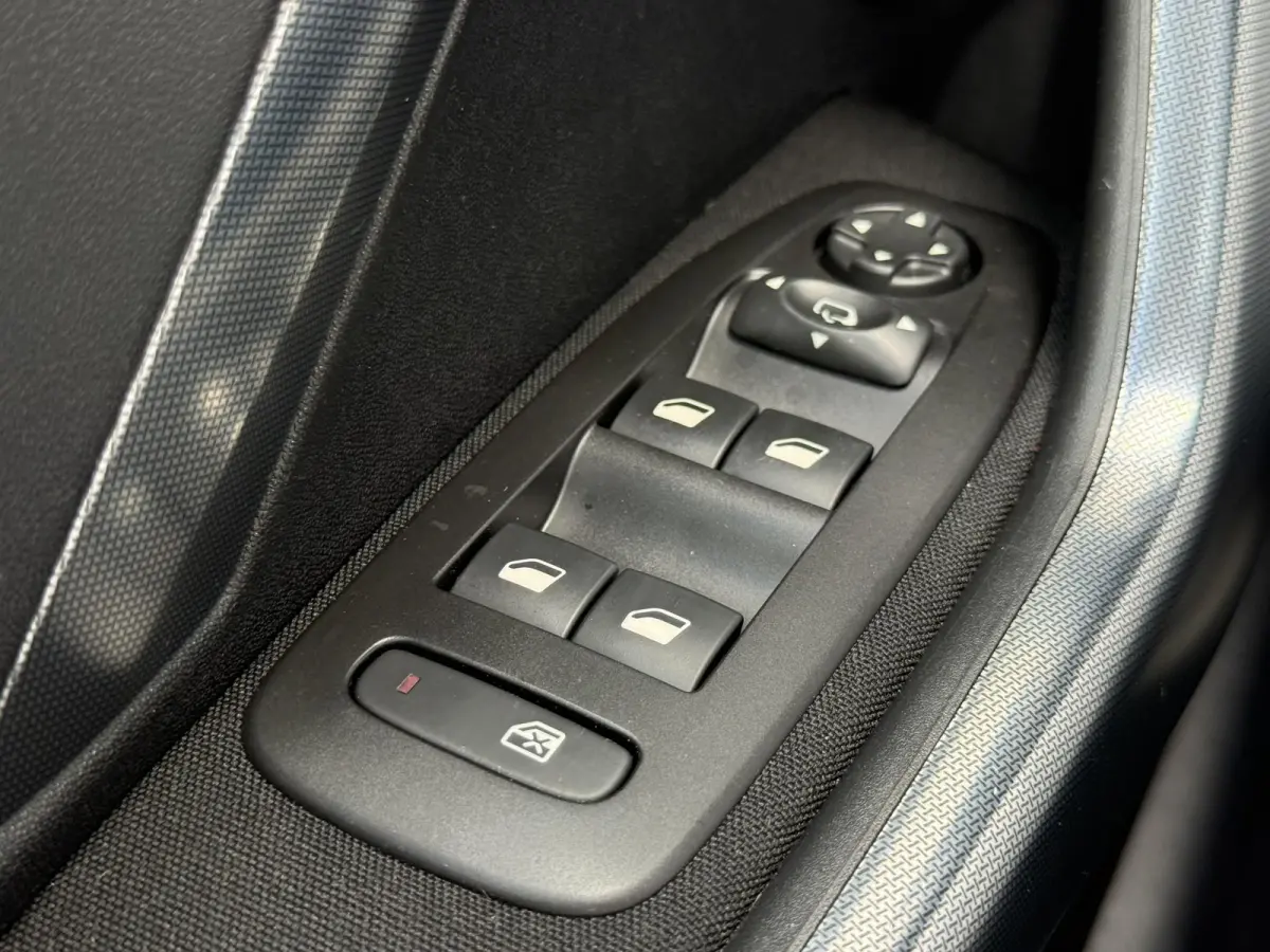 1.2 PureTech Allure 2e Eigenaar|Navi|Pano|Carplay|Clima|Cruise|PDC|Dealer Onderhouden|APK tot 02-2027