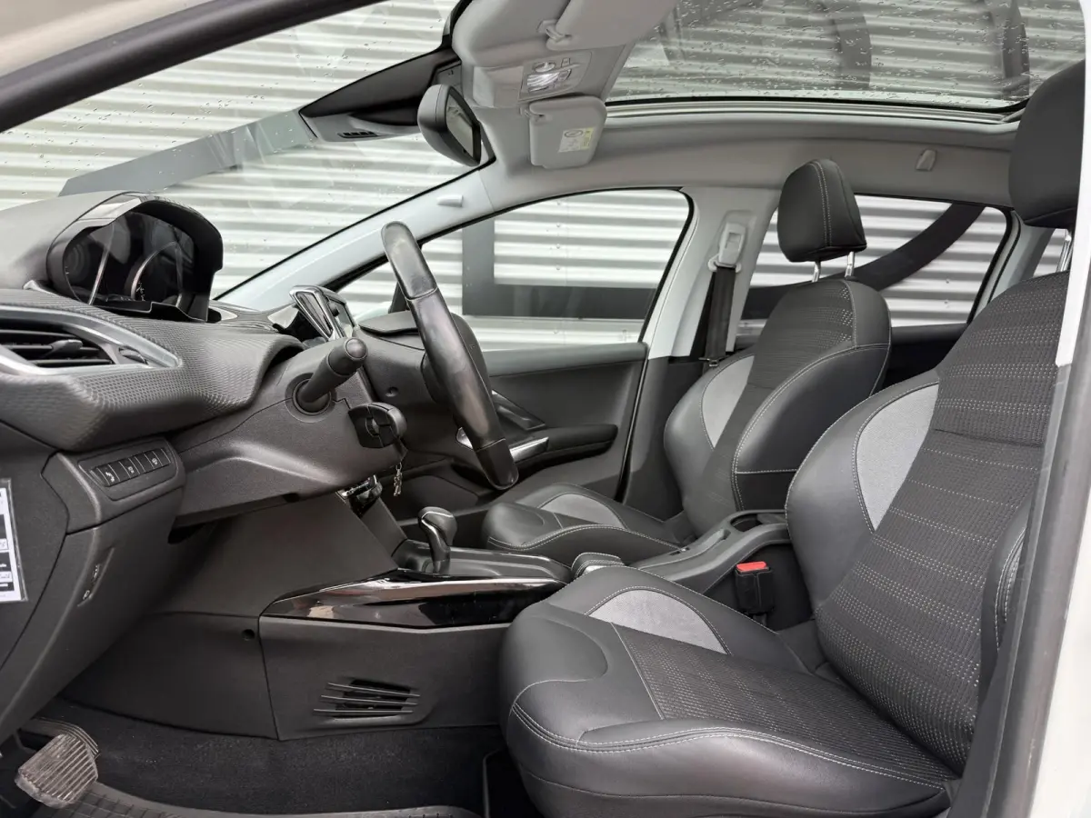 1.2 PureTech Allure 2e Eigenaar|Navi|Pano|Carplay|Clima|Cruise|PDC|Dealer Onderhouden|APK tot 02-2027