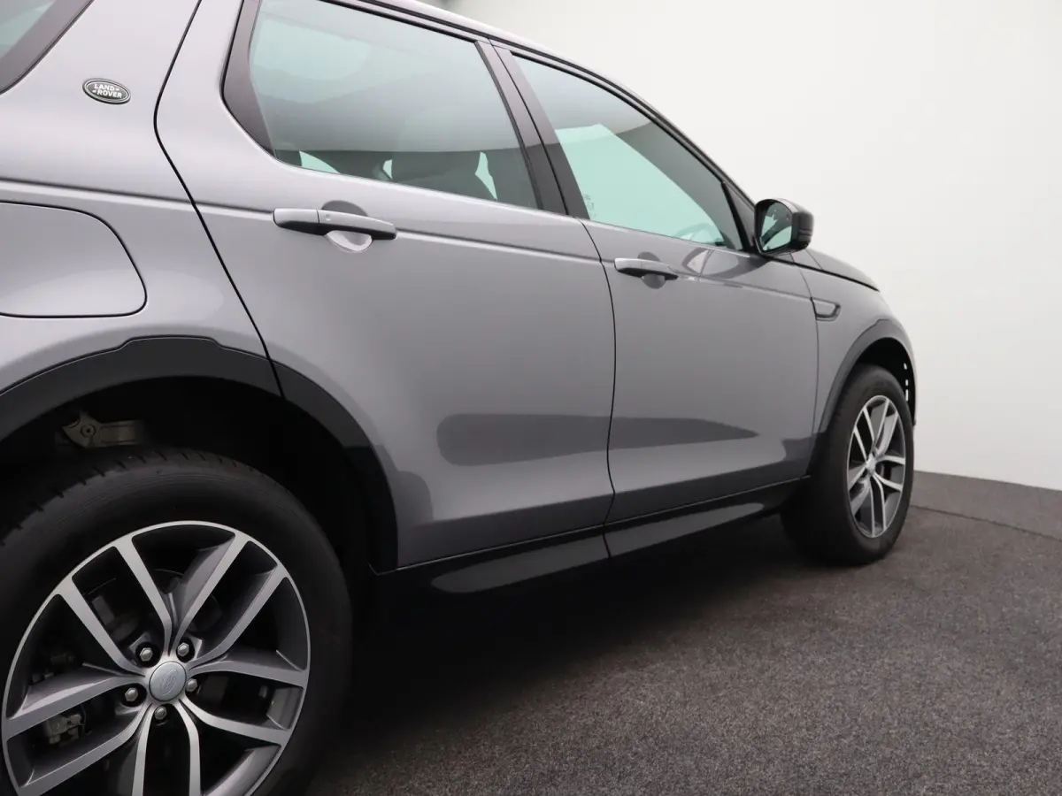 P300e R-Dynamic SE | Stoelverwarming | Adaptive cruise control | Memory stoel |