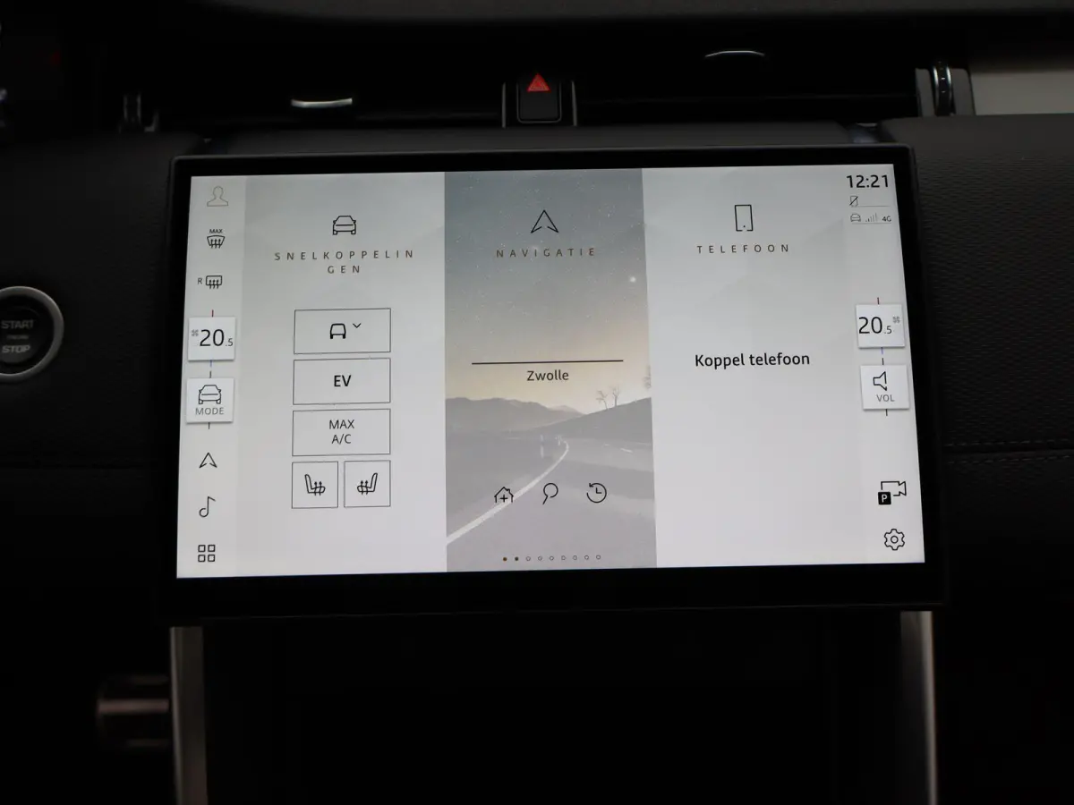 P300e R-Dynamic SE | Stoelverwarming | Adaptive cruise control | Memory stoel |