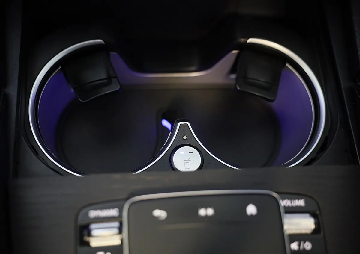 400 e 4MATIC AMG 63 Look / Head Up / Luchtvering / Memory / Acc / Lane Assist / Burmester / Leder / 23 In