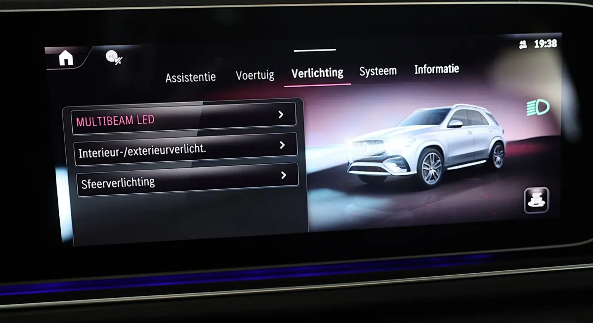 400 e 4MATIC AMG 63 Look / Head Up / Luchtvering / Memory / Acc / Lane Assist / Burmester / Leder / 23 In