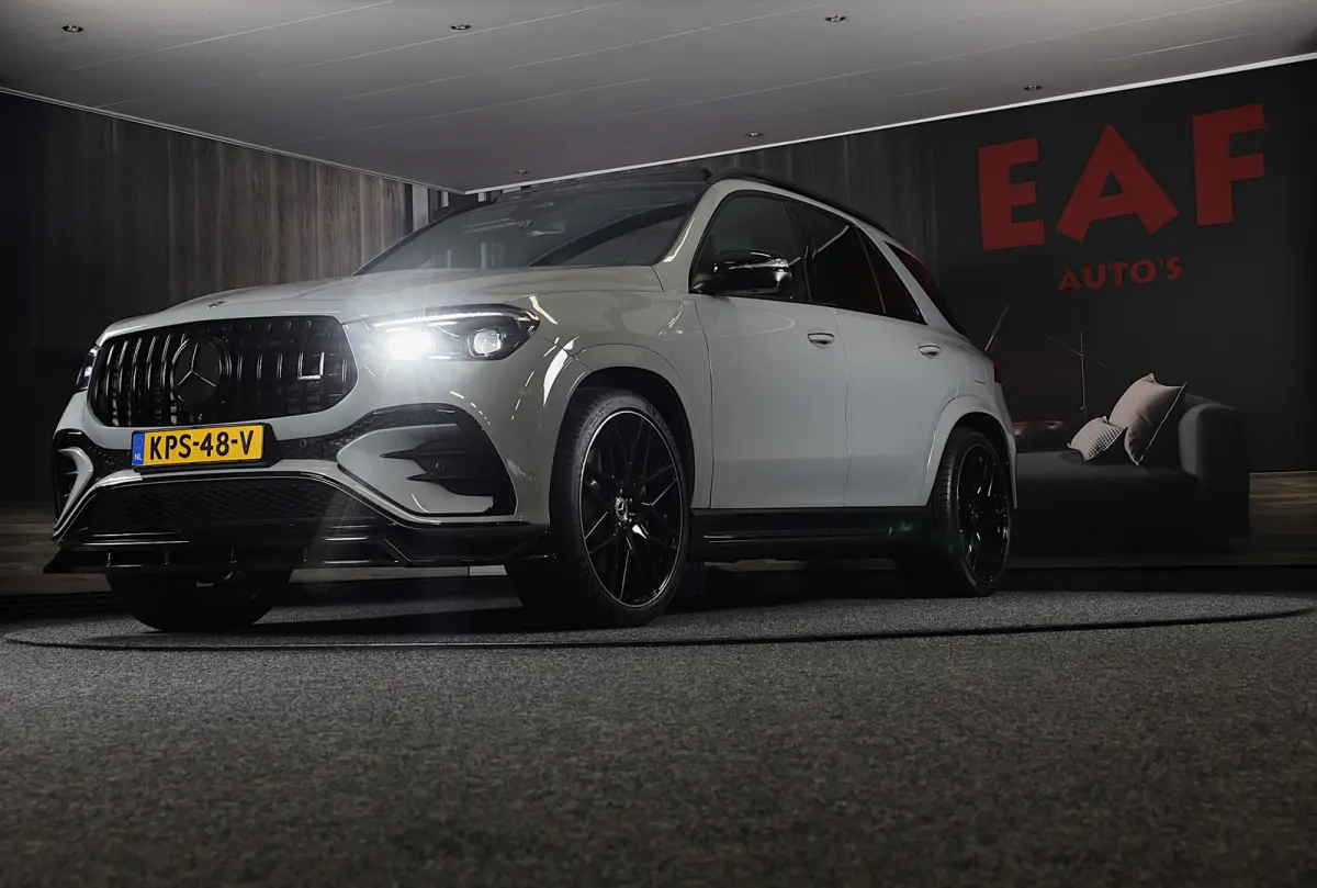 400 e 4MATIC AMG 63 Look / Head Up / Luchtvering / Memory / Acc / Lane Assist / Burmester / Leder / 23 In