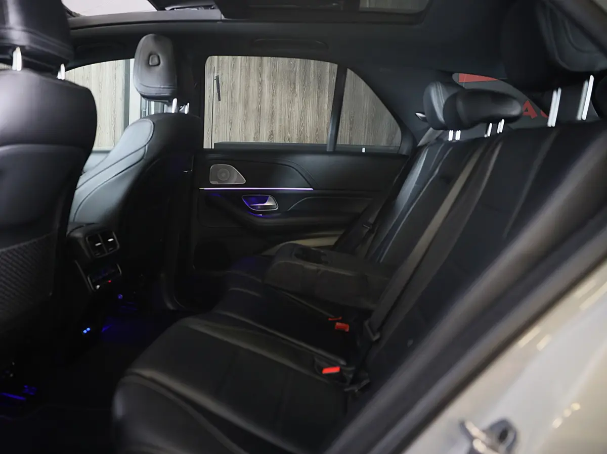400 e 4MATIC AMG 63 Look / Head Up / Luchtvering / Memory / Acc / Lane Assist / Burmester / Leder / 23 In
