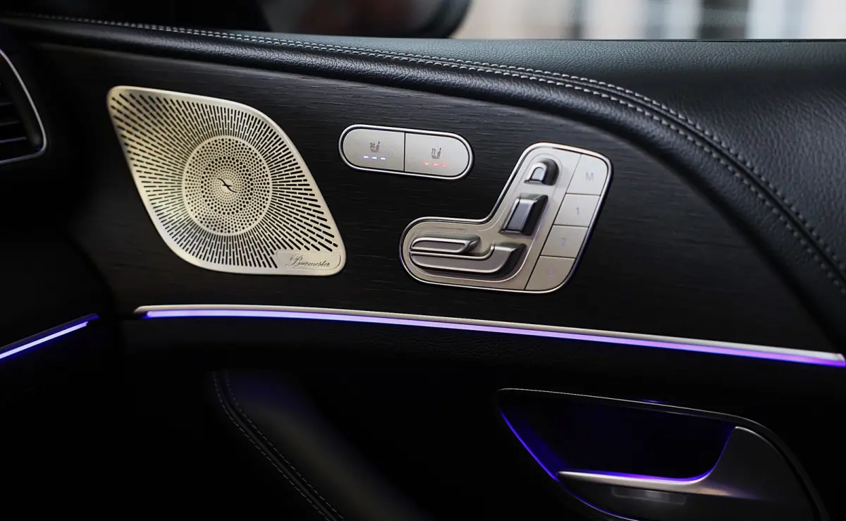 400 e 4MATIC AMG 63 Look / Head Up / Luchtvering / Memory / Acc / Lane Assist / Burmester / Leder / 23 In