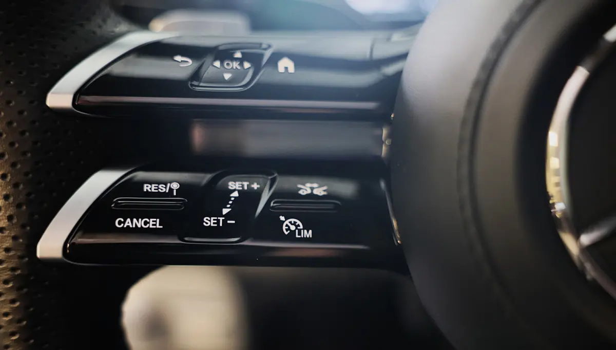 400 e 4MATIC AMG 63 Look / Head Up / Luchtvering / Memory / Acc / Lane Assist / Burmester / Leder / 23 In