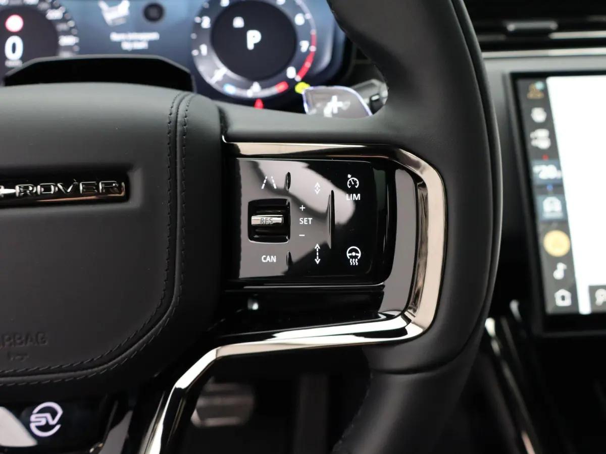 4.4 P635 SV Carbon | SV kleur Petrolix Gloss | Carbon Ceramic Remsysteem | Exposed Carbon motorkap | Towing Pack |