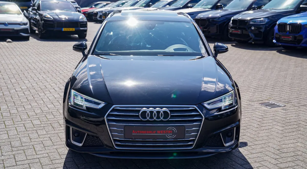 45 TFSI Sport S line black edition | Panorama | Dealer onderhouden | HuD | Camera | Stoelverwarming | LED