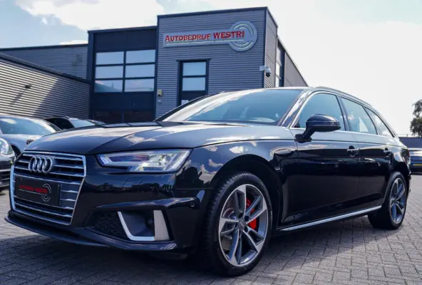 45 TFSI Sport S line black edition | Panorama | Dealer onderhouden | HuD | Camera | Stoelverwarming | LED