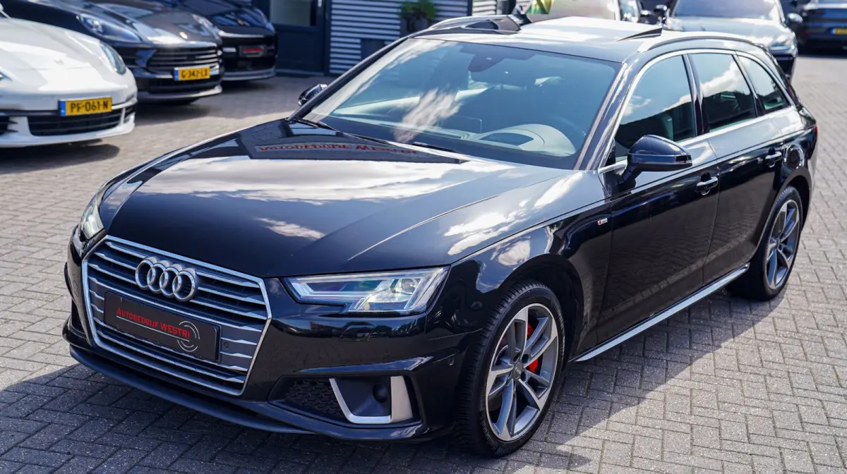 45 TFSI Sport S line black edition | Panorama | Dealer onderhouden | HuD | Camera | Stoelverwarming | LED