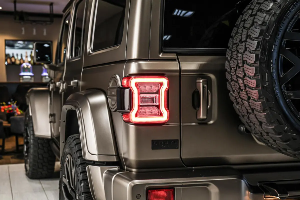 4xe 380 Sahara|BRUTE|Cabrio|Matt|Leder|22''