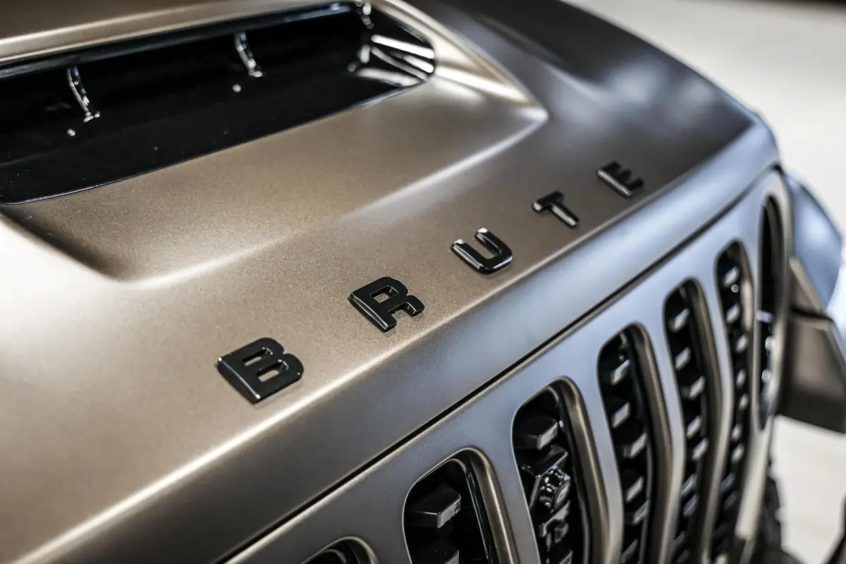 4xe 380 Sahara|BRUTE|Cabrio|Matt|Leder|22''