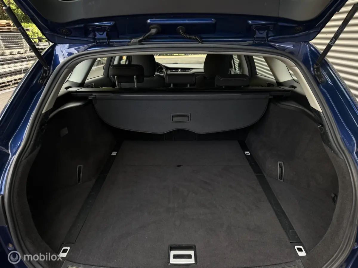 1.8 VVT-i Aspiration | Clima | Camera | Cruise | Navi | 2 eigenaren