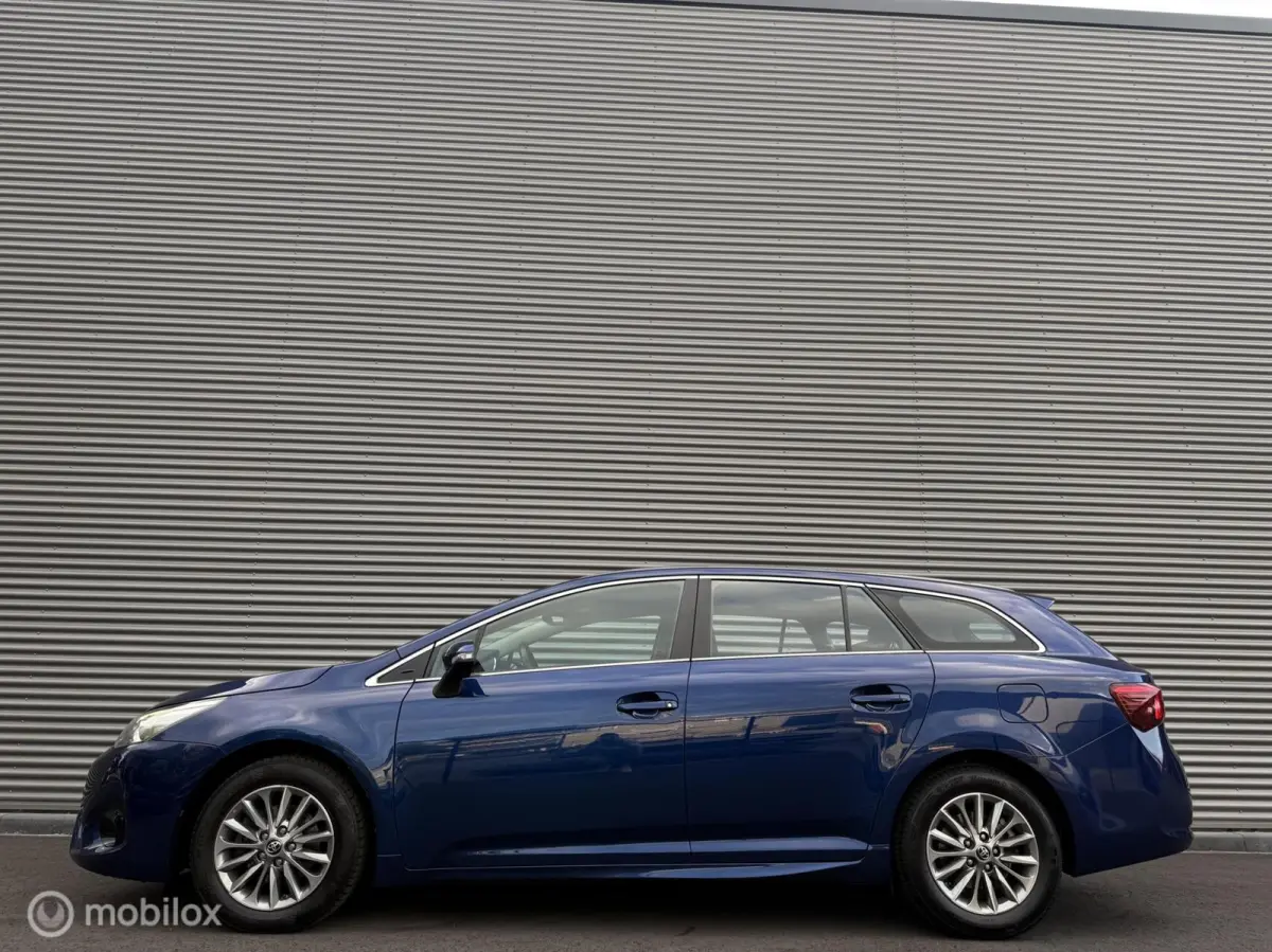 1.8 VVT-i Aspiration | Clima | Camera | Cruise | Navi | 2 eigenaren
