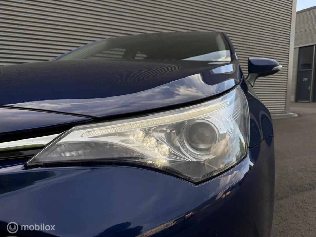 1.8 VVT-i Aspiration | Clima | Camera | Cruise | Navi | 2 eigenaren