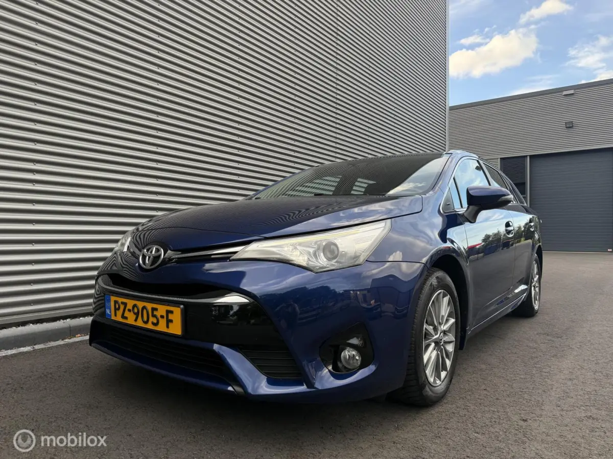 1.8 VVT-i Aspiration | Clima | Camera | Cruise | Navi | 2 eigenaren