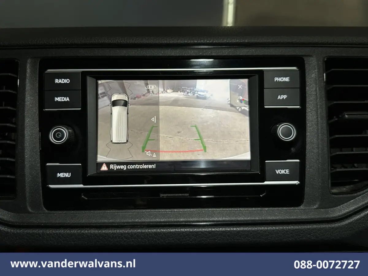 2.0 TDI 141pk L3H2 L2H1 Euro6 Airco | Camera | Apple Carplay | Android Auto Parkeersensoren, Bijrijdersbank, 3000kg trekvermogen