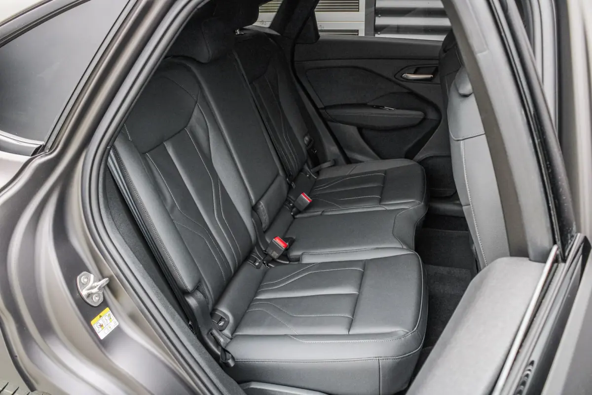 1.5 e-hybrid 272pk S Edition | Panoramadak | Trekhaak | Tech Pro Pakket