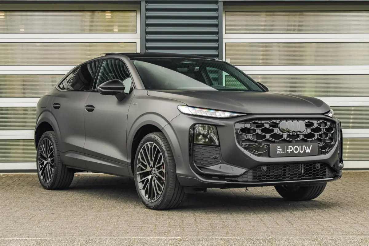 1.5 e-hybrid 272pk S Edition | Panoramadak | Trekhaak | Tech Pro Pakket