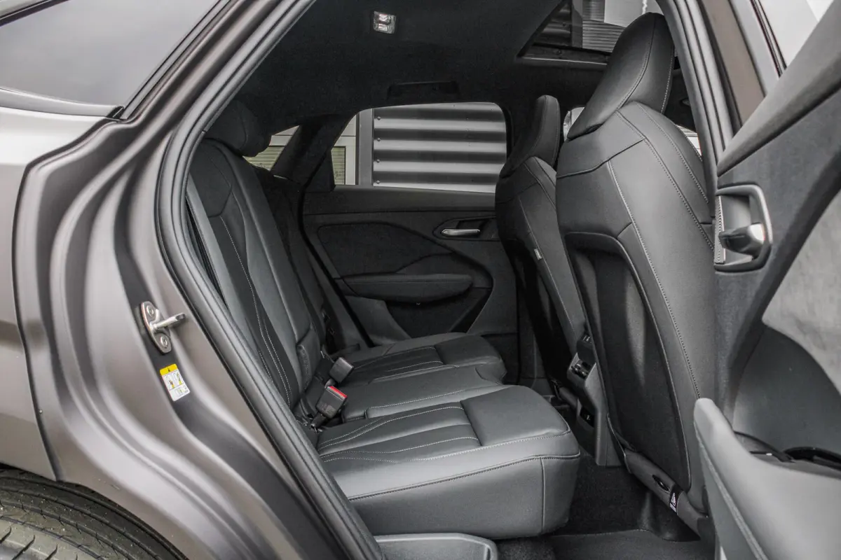 1.5 e-hybrid 272pk S Edition | Panoramadak | Trekhaak | Tech Pro Pakket