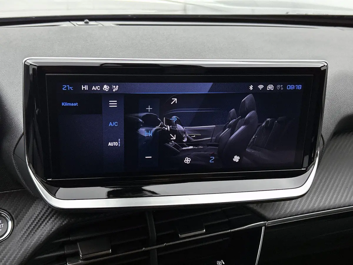 1.2 145pk Hybrid Allure Automaat | Navigatie | Adaptieve Cruise Control | LED | 17"LMV | Climate Control | Camera Voor + Achter | Dodehoekdetectie | Apple Carplay/Android Auto |