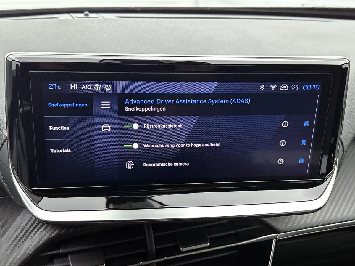 1.2 145pk Hybrid Allure Automaat | Navigatie | Adaptieve Cruise Control | LED | 17"LMV | Climate Control | Camera Voor + Achter | Dodehoekdetectie | Apple Carplay/Android Auto |