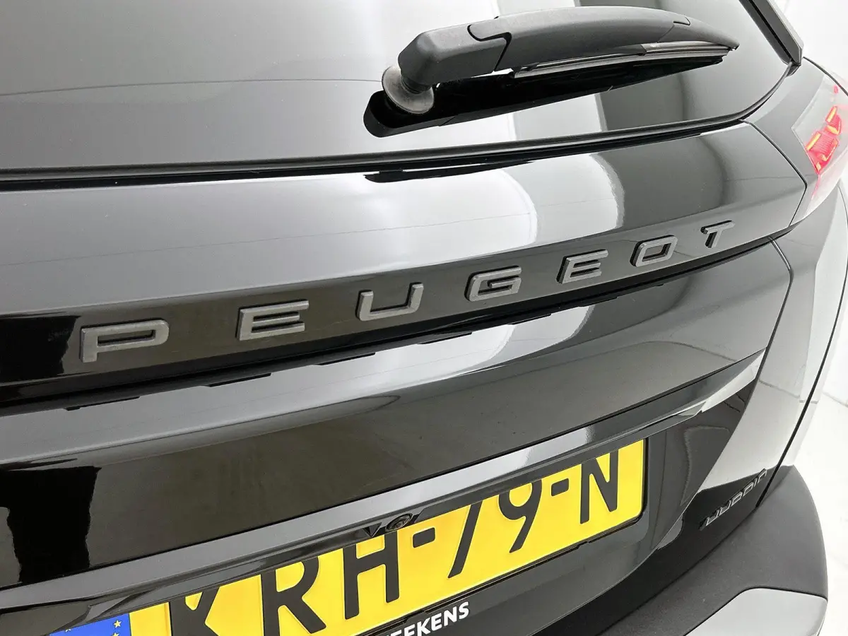 1.2 145pk Hybrid Allure Automaat | Navigatie | Adaptieve Cruise Control | LED | 17"LMV | Climate Control | Camera Voor + Achter | Dodehoekdetectie | Apple Carplay/Android Auto |