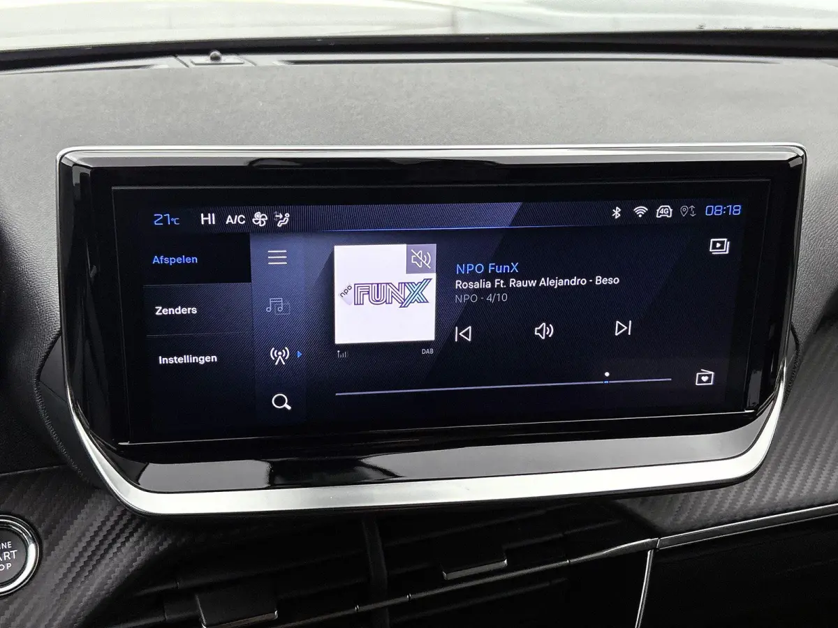 1.2 145pk Hybrid Allure Automaat | Navigatie | Adaptieve Cruise Control | LED | 17"LMV | Climate Control | Camera Voor + Achter | Dodehoekdetectie | Apple Carplay/Android Auto |