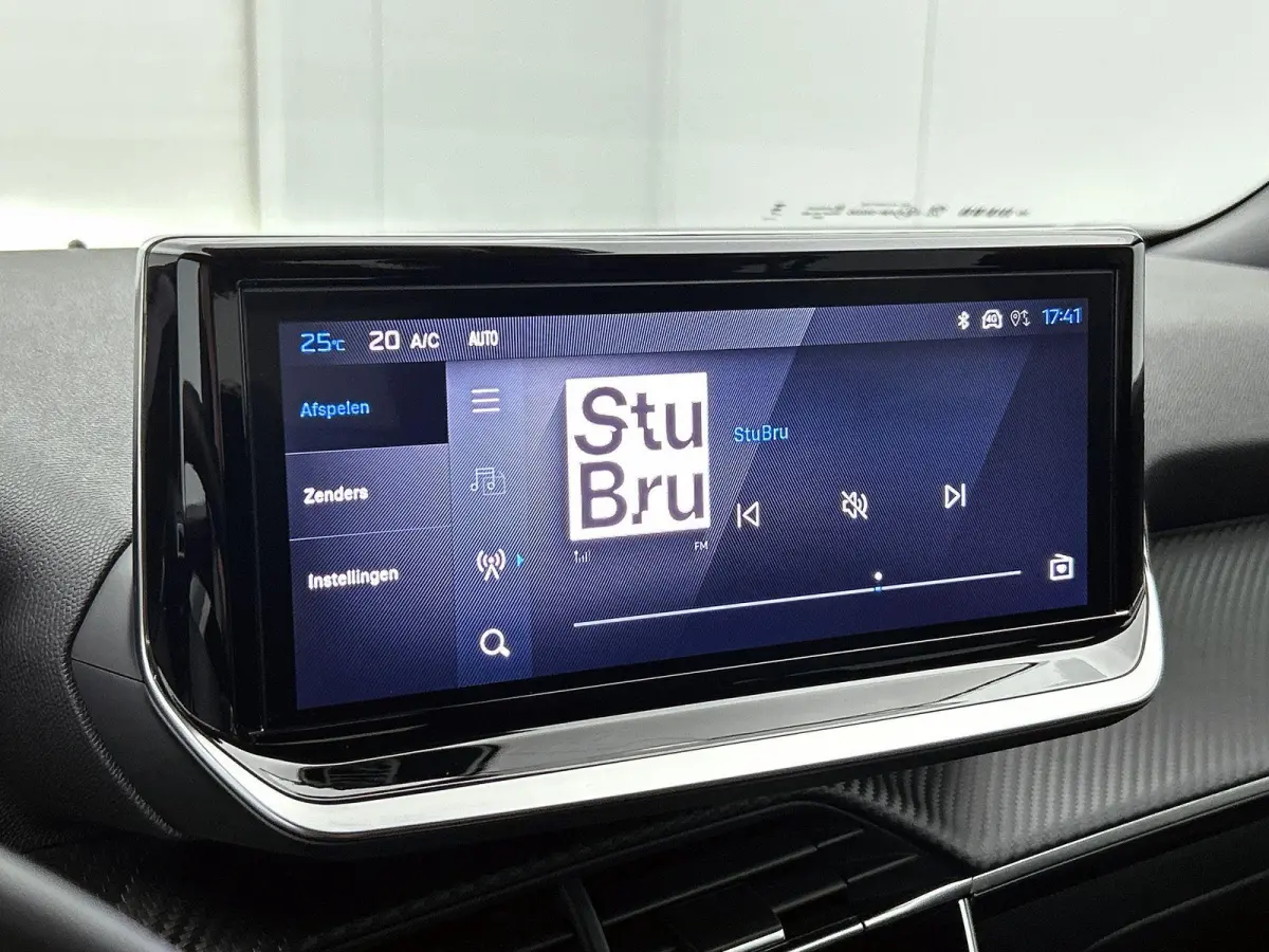 1.2 145pk Hybrid Allure Automaat | Adaptieve Cruise Control | LED | 17"LMV | Climate Control | Camera Voor + Achter | Dodehoekdetectie | Apple Carplay/Android Auto |
