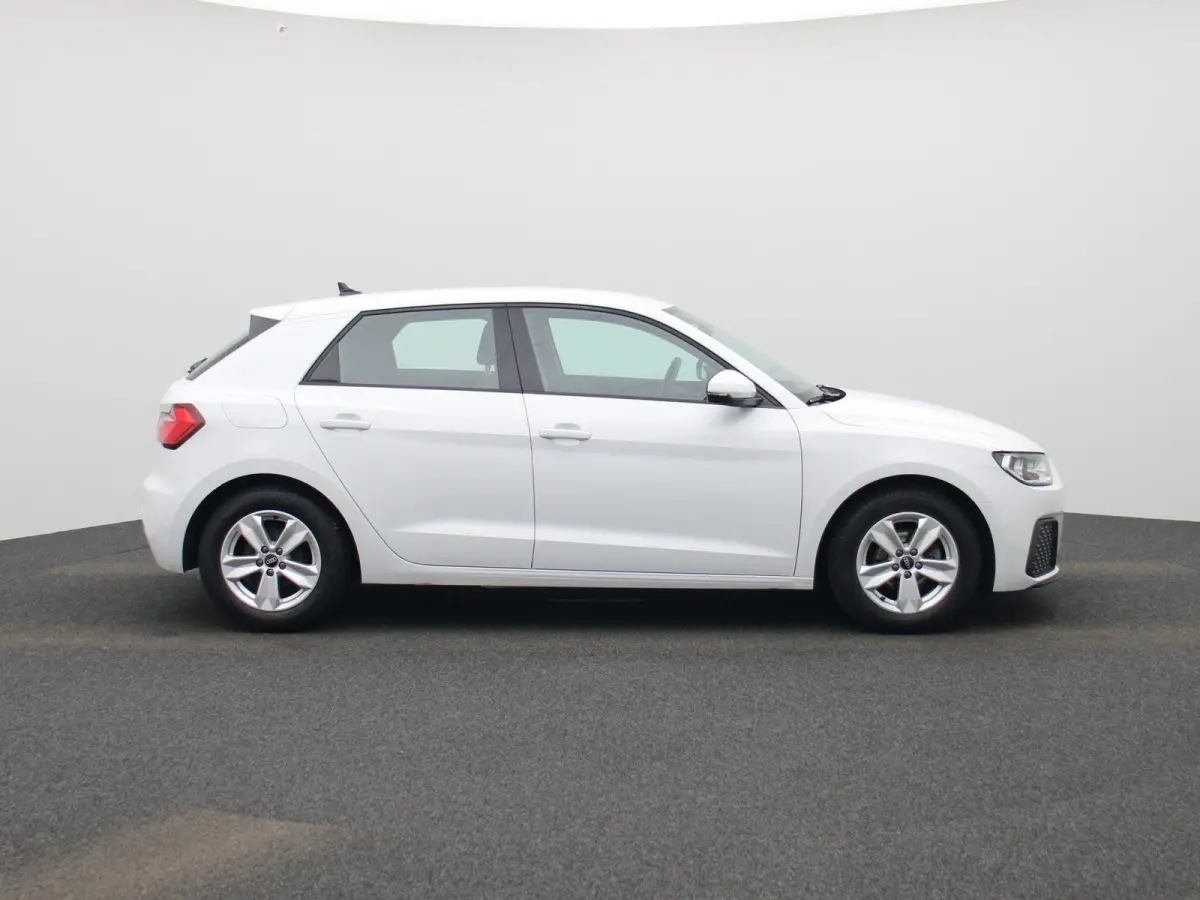25 TFSI Pro Line APPLE CARPLAY | PDC | AIRCO | DAB | LMV | VIRTUEEL | 12 MAANDEN BOVAG GARANTIE |