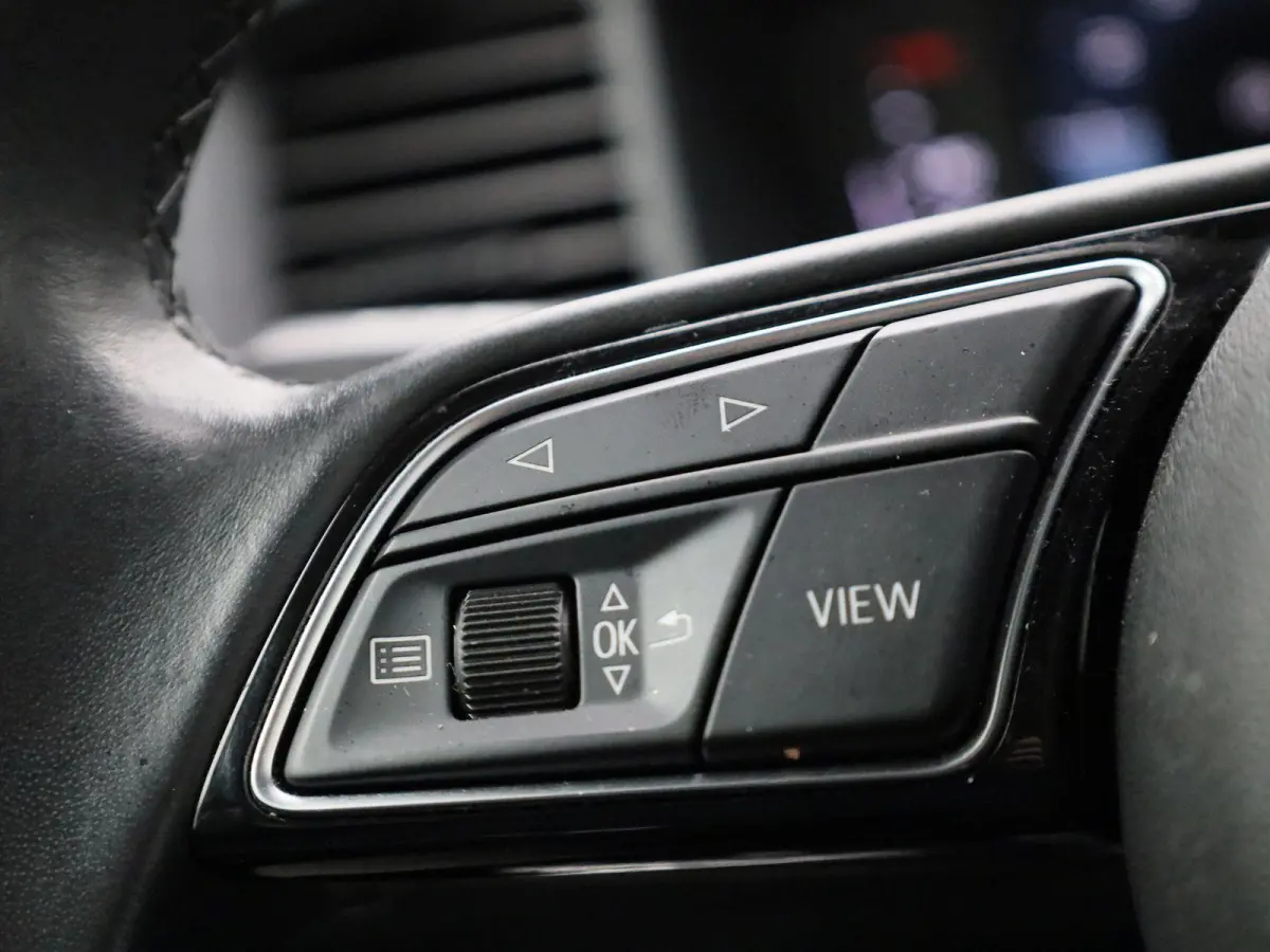 25 TFSI Pro Line APPLE CARPLAY | PDC | AIRCO | DAB | LMV | VIRTUEEL | 12 MAANDEN BOVAG GARANTIE |
