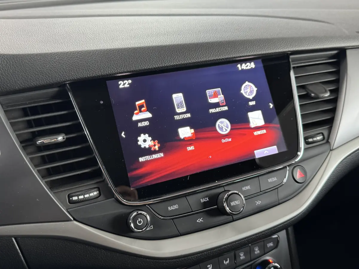 1.0 Online Edition Cruise Control Parkeersensoren Navigatie