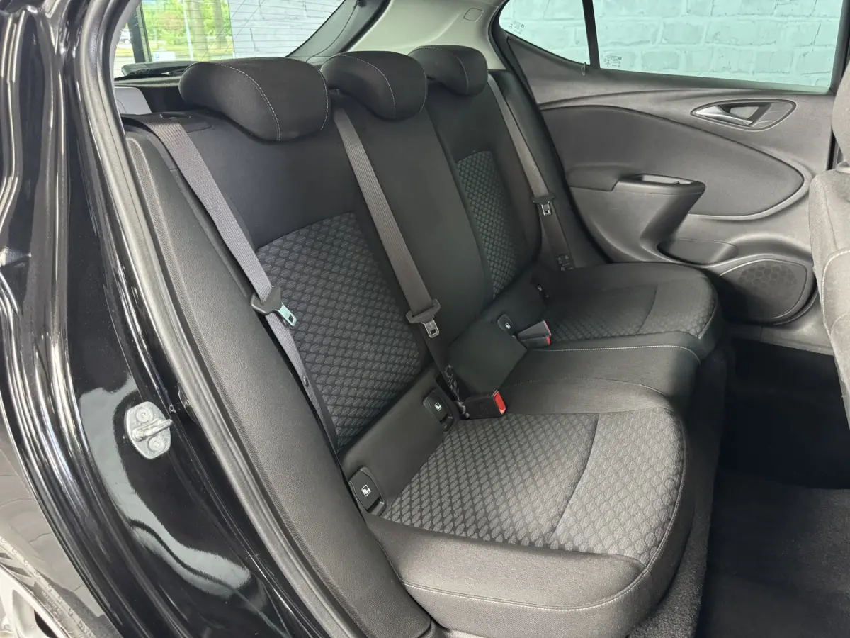 1.0 Online Edition Cruise Control Parkeersensoren Navigatie