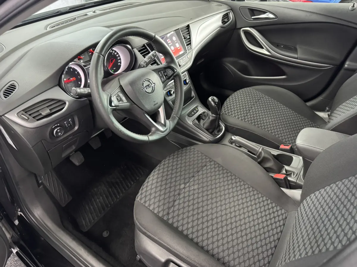 1.0 Online Edition Cruise Control Parkeersensoren Navigatie