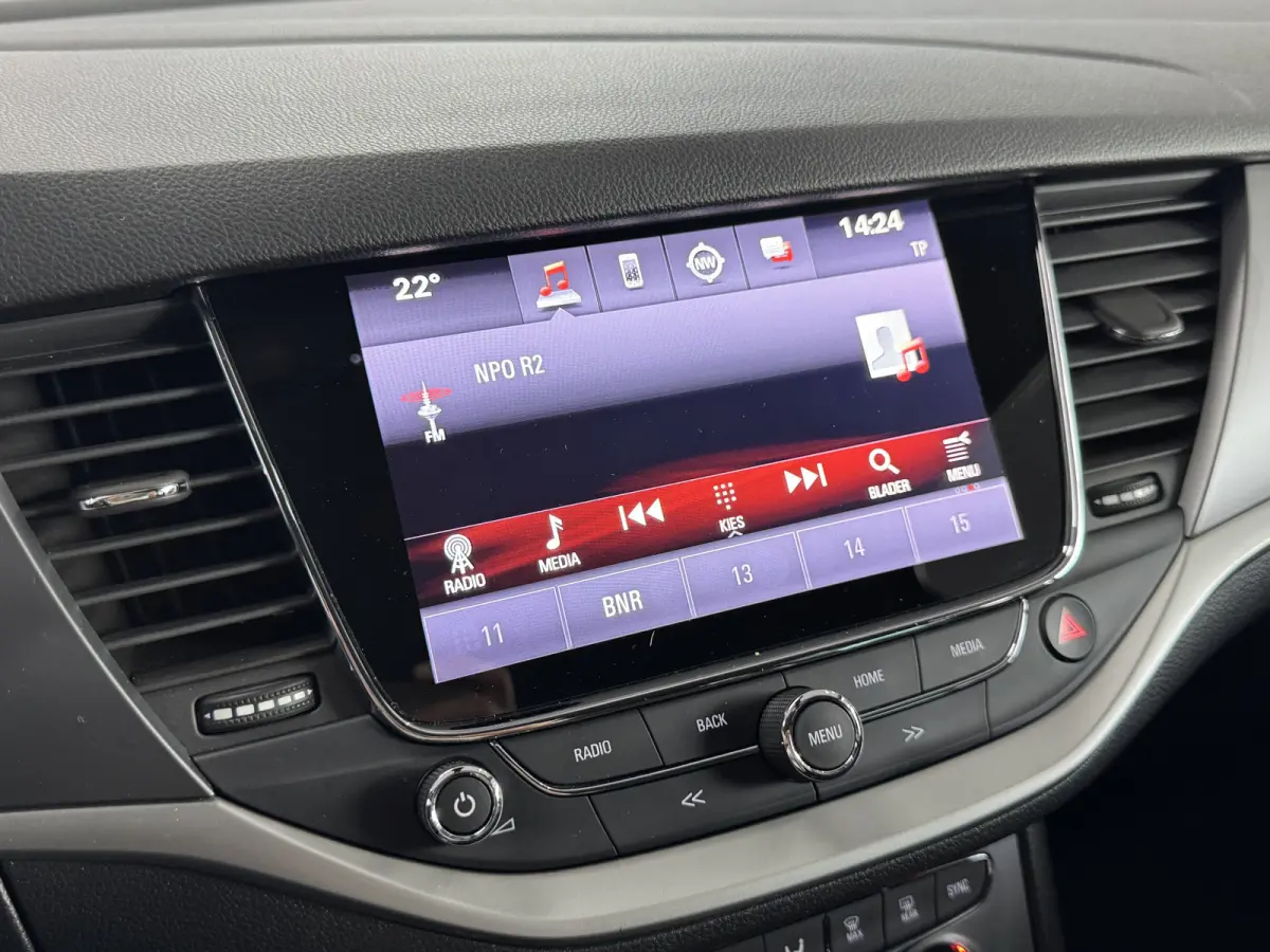 1.0 Online Edition Cruise Control Parkeersensoren Navigatie