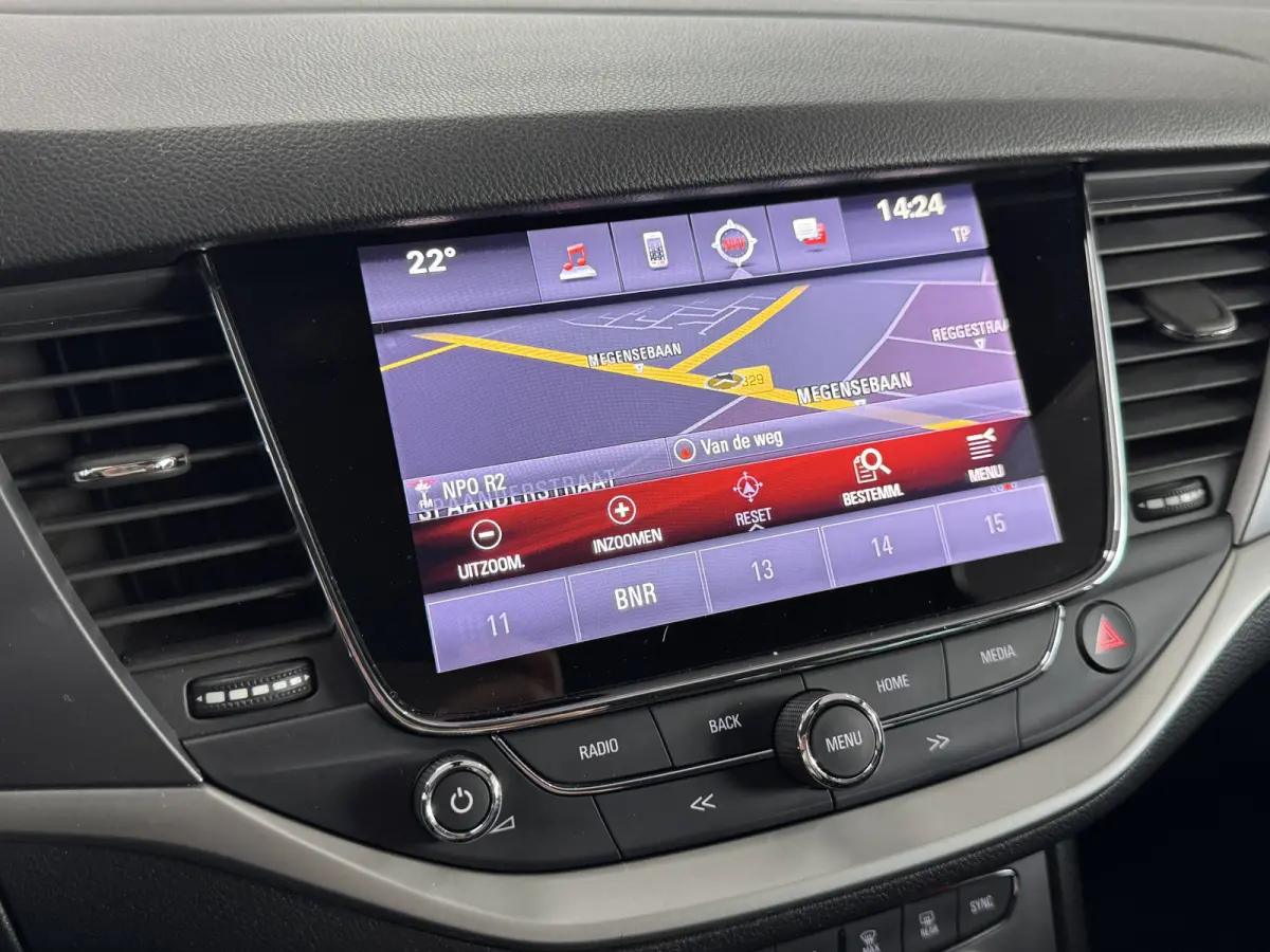 1.0 Online Edition Cruise Control Parkeersensoren Navigatie