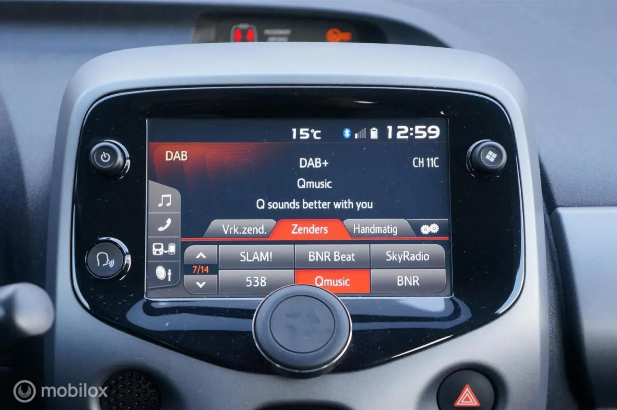 1.0 VVT-i X-Play Airco Apple/Android Lage Km's!