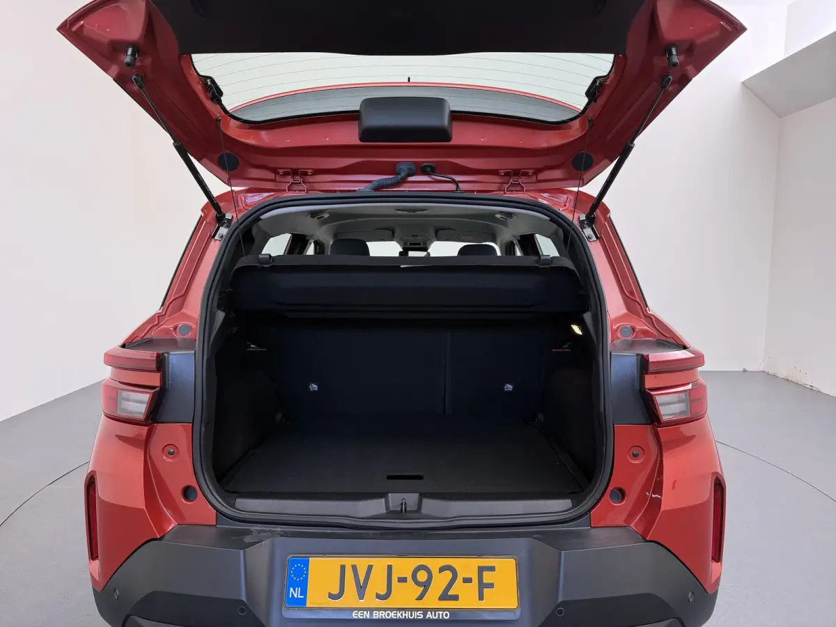 Edition 54 kWh Extended Range | 8 Jaar Garantie | Achteruitrijcamera | Dodehoek detectie | Airco | Draadloze oplader | Cruise Control | NAVI | Apple Carplay / Android Auto | Wi-Fi | LED | 16