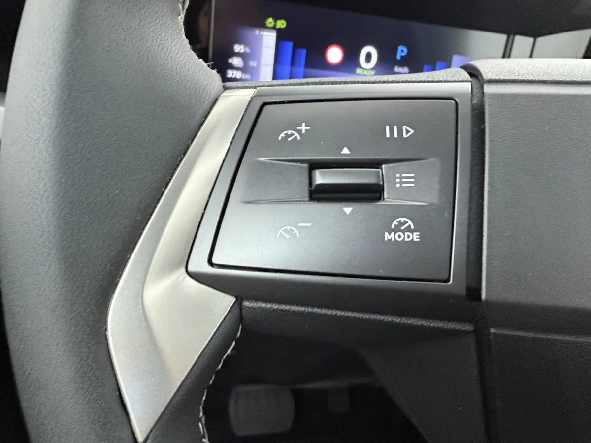 Edition 54 kWh Extended Range | 8 Jaar Garantie | Achteruitrijcamera | Dodehoek detectie | Airco | Draadloze oplader | Cruise Control | NAVI | Apple Carplay / Android Auto | Wi-Fi | LED | 16