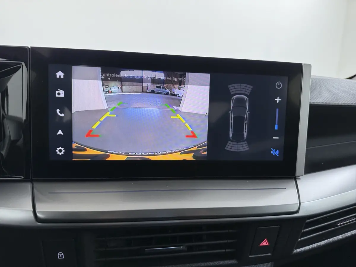 Edition 54 kWh Extended Range | 8 Jaar Garantie | Achteruitrijcamera | Dodehoek detectie | Airco | Draadloze oplader | Cruise Control | NAVI | Apple Carplay / Android Auto | Wi-Fi | LED | 16